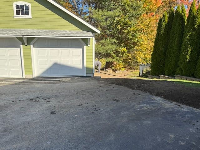 Gallery photos for LWJ Property Maintenance LLC's Driveway Transformation Project: Image #1